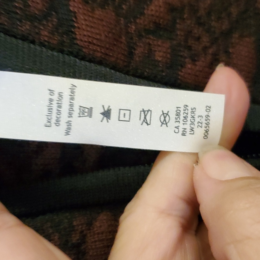Lululemon Jacquard Multi-Texture Sweater Jacket Size 8 NWOT'S - Picture 10 of 12